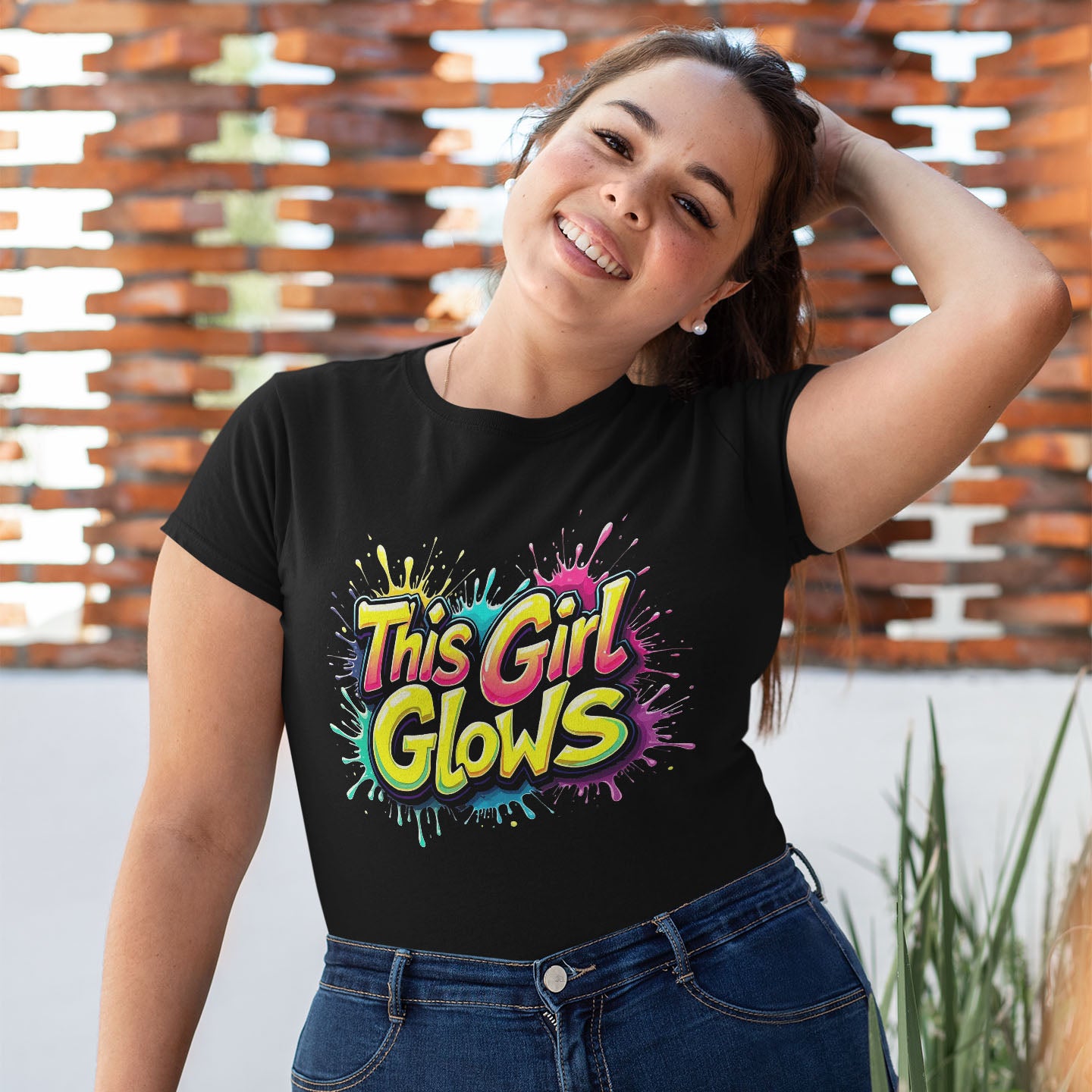 This Girl Glows Short-Sleeve Unisex T-Shirt - souverista