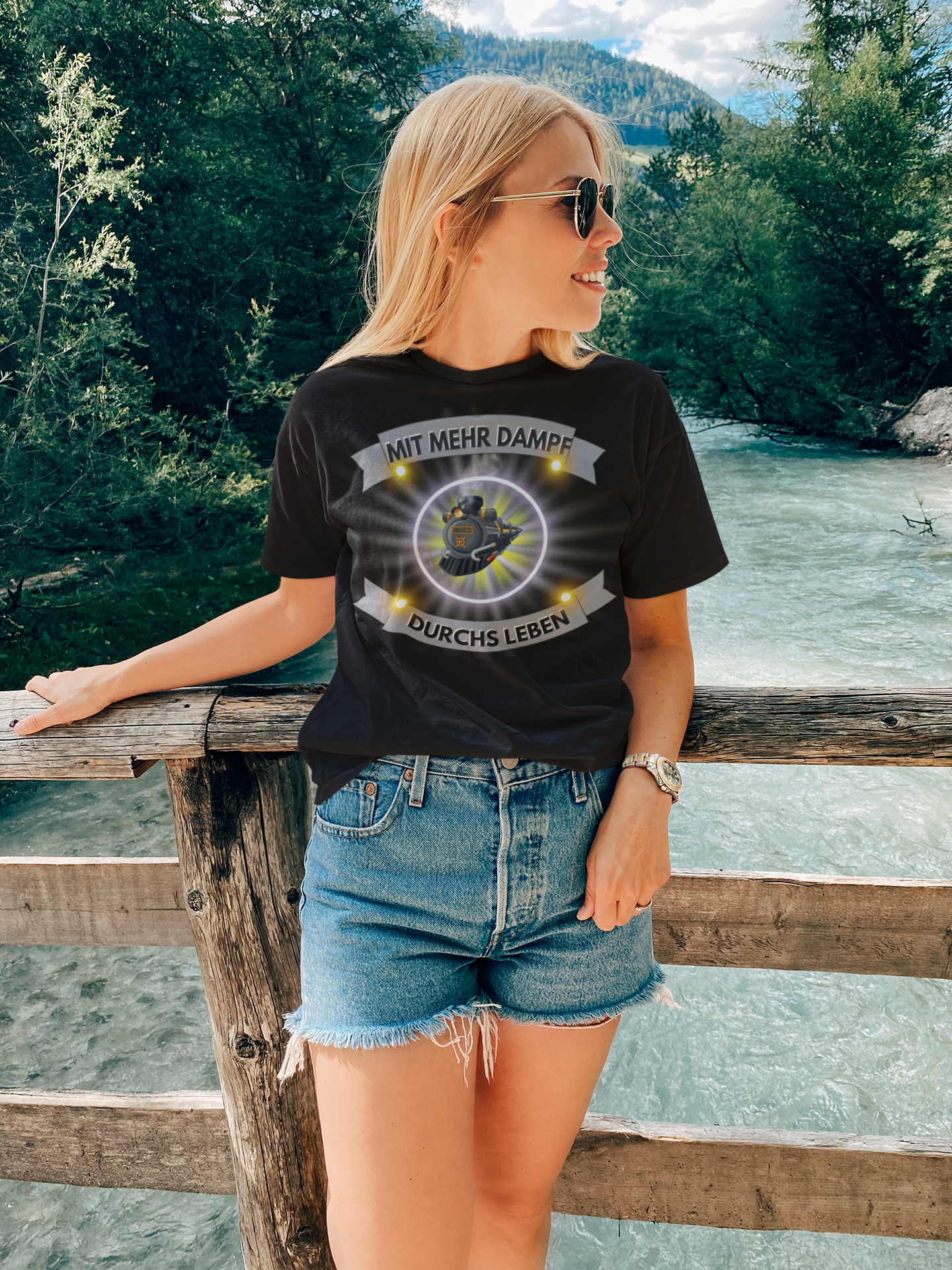 Mit mehr Dampf durchs Leben Unisex-T-Shirt - souverista