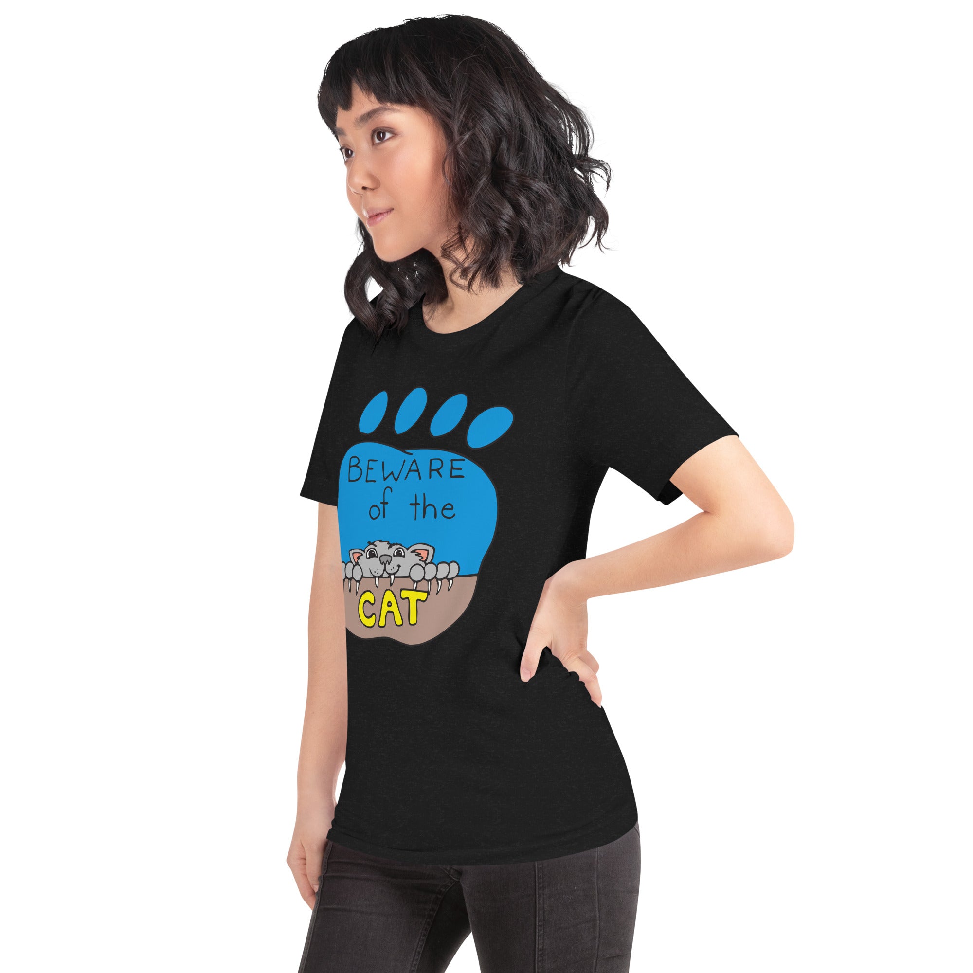 Beware the cat  Unisex-T-Shirt