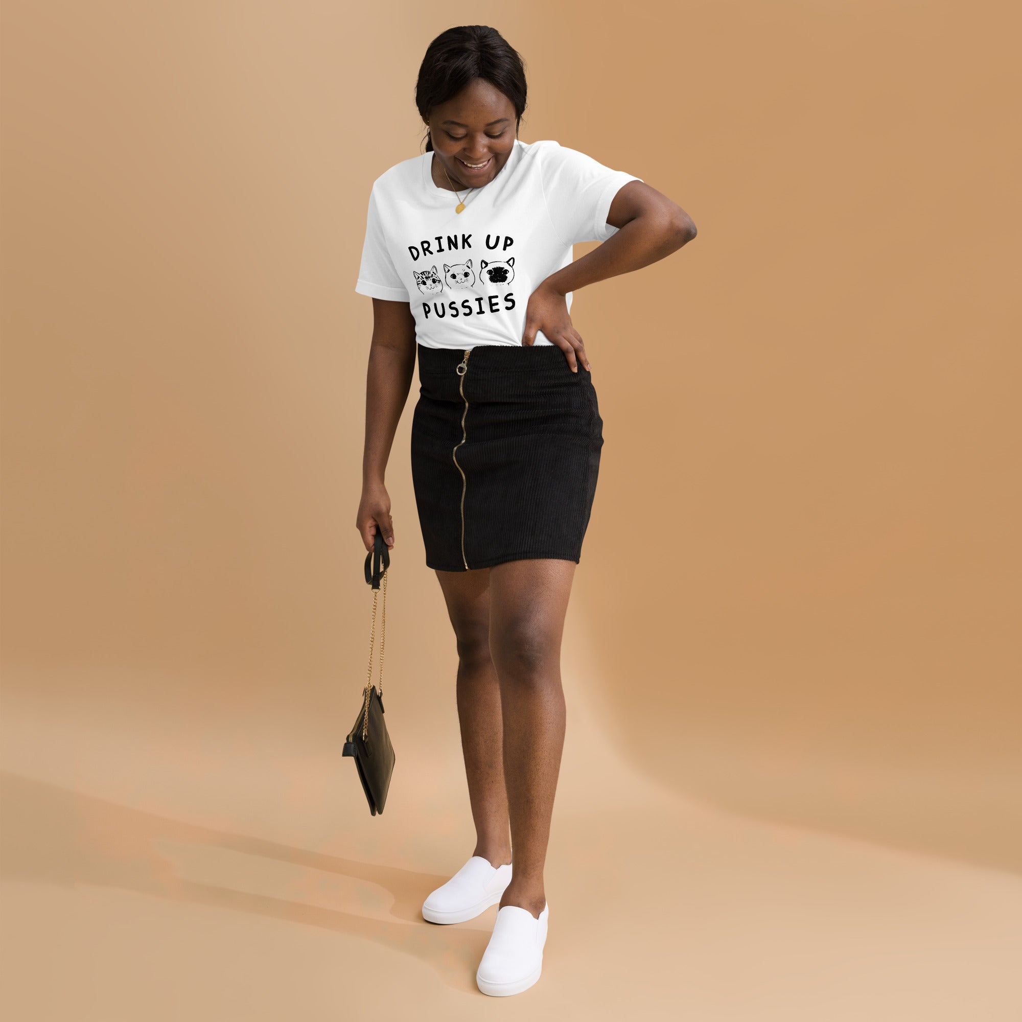 Drink up pussies Unisex-T-Shirt - souverista