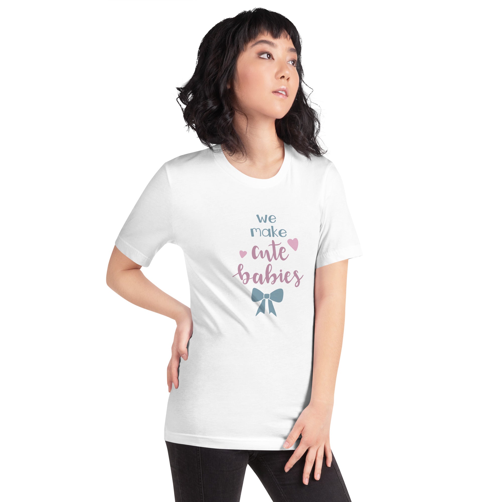We make cute babys Unisex-T-Shirt - souverista